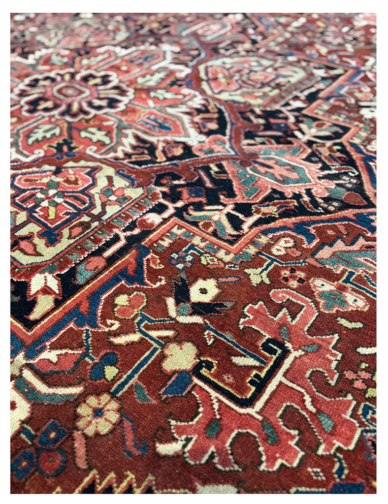 Antique Heriz Rug | 414cm x 305cm | Antique Carpets | Emma Mellor Rugs