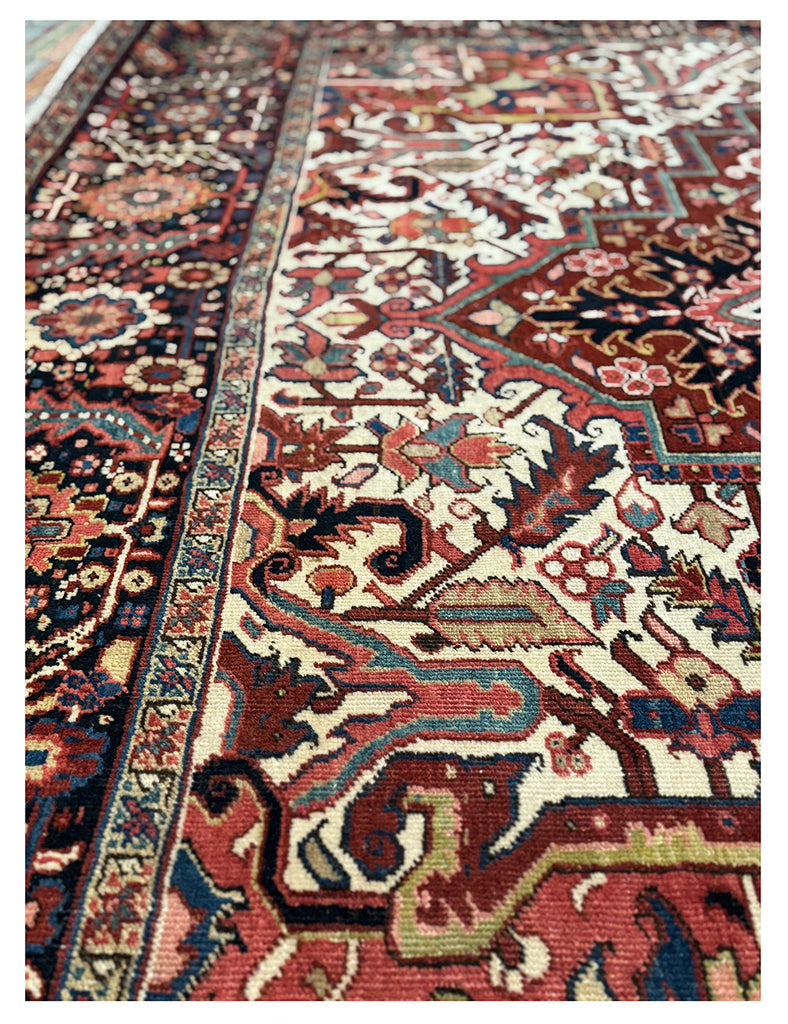 Antique Heriz Rug | 414cm x 305cm | Antique Carpets | Emma Mellor Rugs