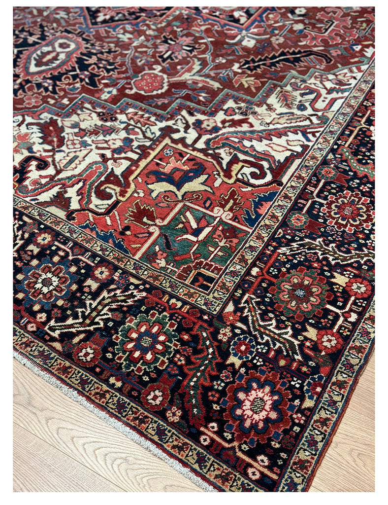 Antique Heriz Rug | 414cm x 305cm | Antique Carpets | Emma Mellor Rugs