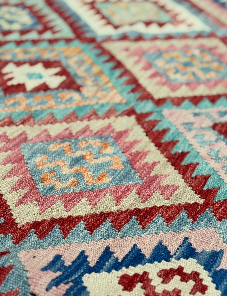 Kilim Rug | 238cm x 181cm | Chalk Kilim Rug | Emma Mellor Rugs London