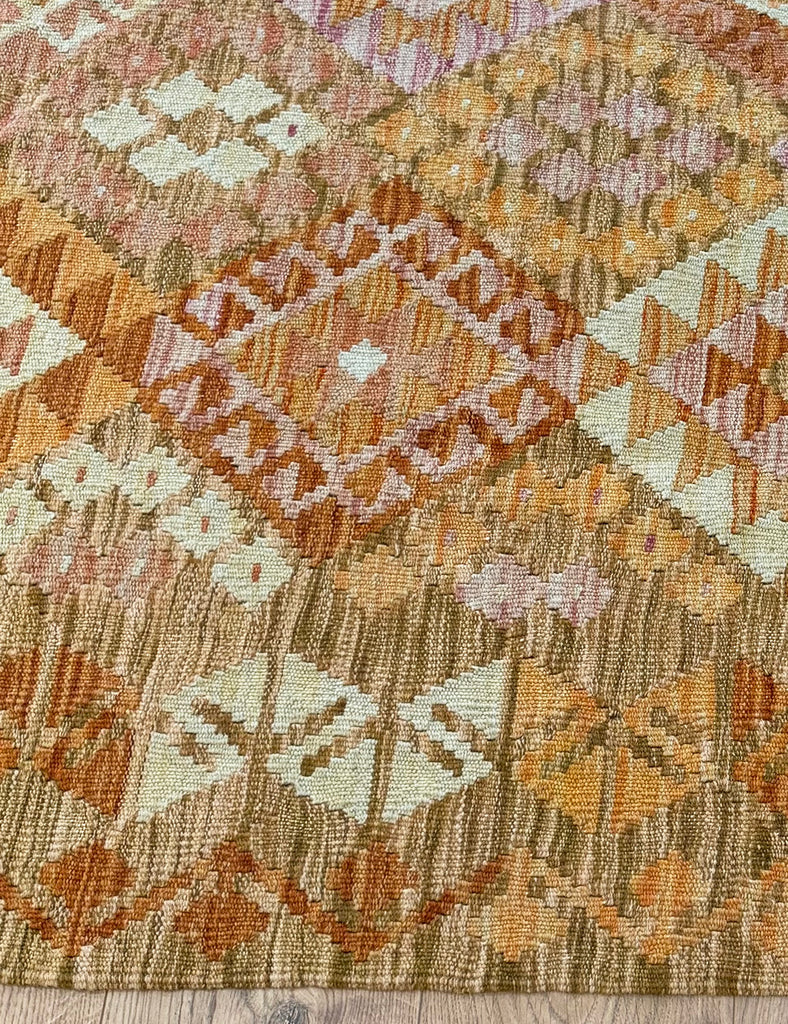 Kilim Rug | 206cm x 152cm | Chalk Kilim Rug | Emma Mellor Rugs London