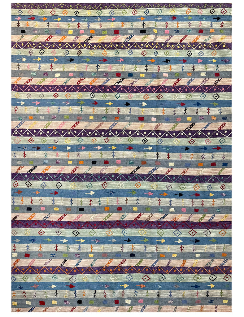 Suzani Rug | 214cm x 152cm | Scandinavian Design Rugs | Emma Mellor