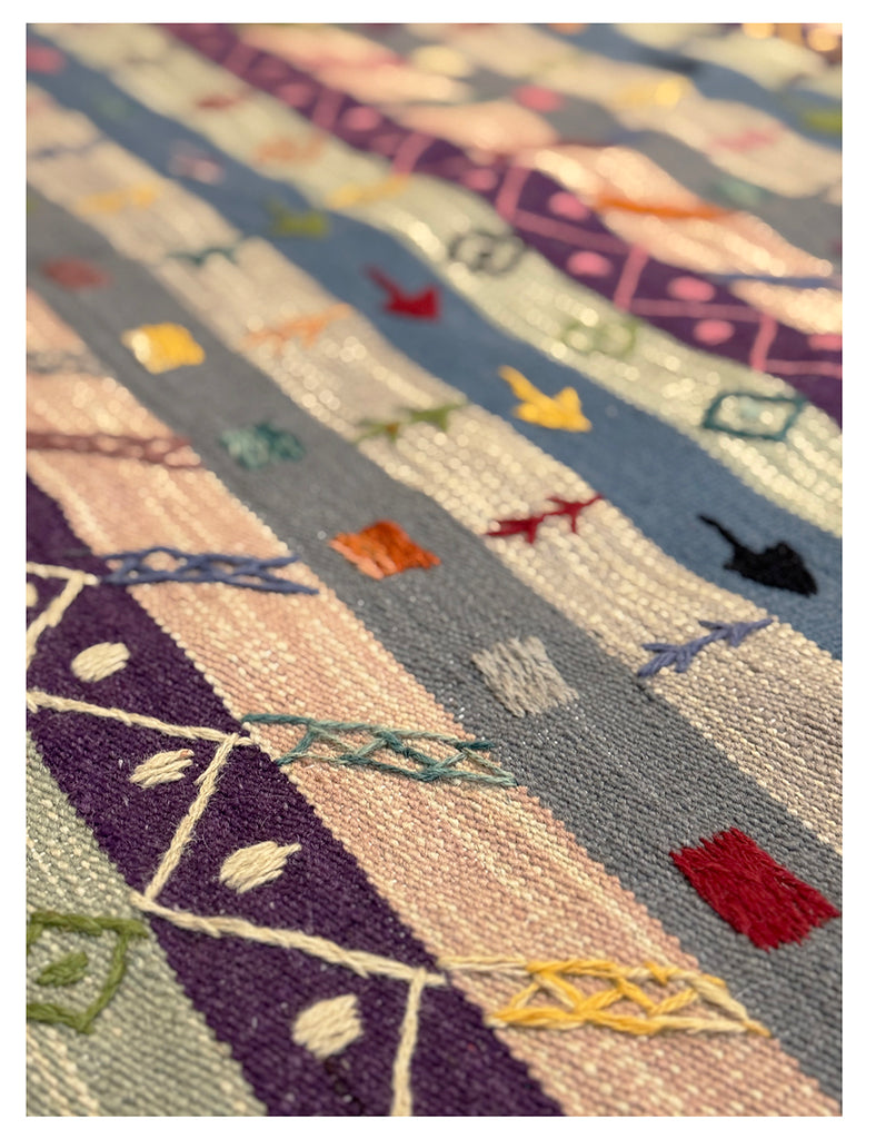 Suzani Rug | 214cm x 152cm | Scandinavian Design Rugs | Emma Mellor