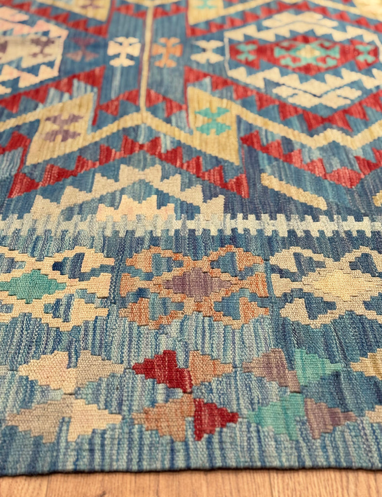 Kilim Rug | 239cm x 184cm | Chalk Kilim Rug | Emma Mellor Rugs London