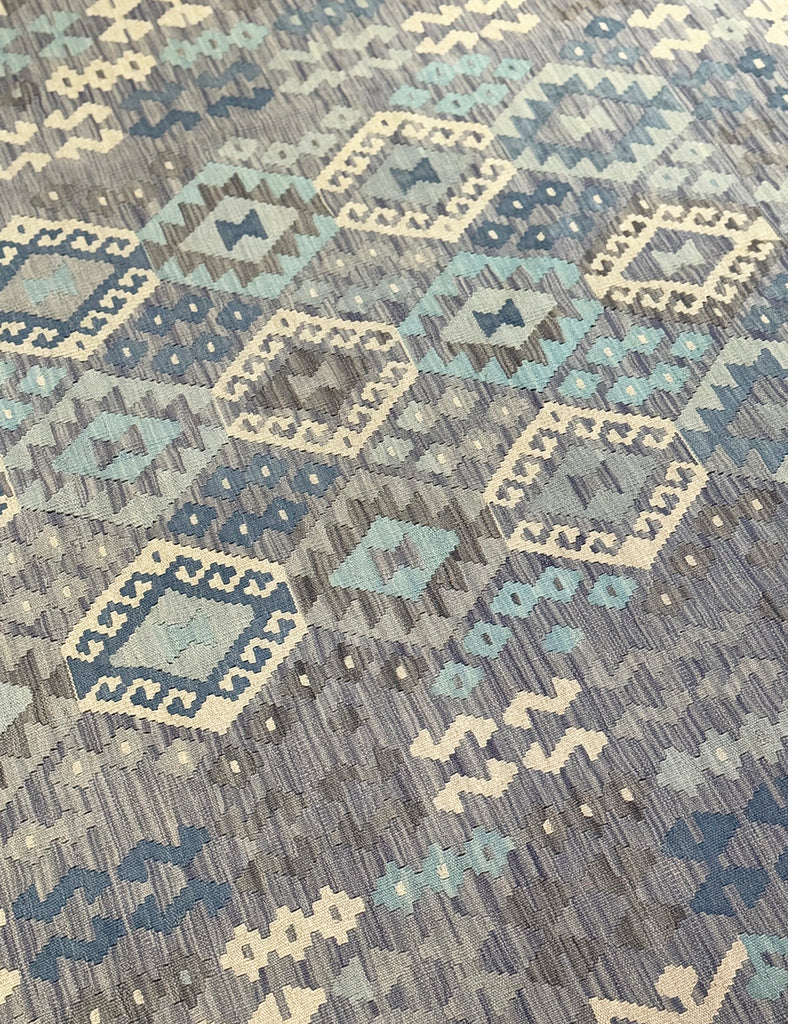 Kilim Rug | 283cm x 203cm | Chalk Kilim Rug | Emma Mellor Rugs London