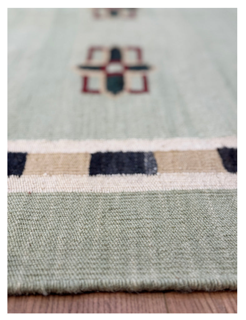 Scandinavian Kilim | 303cm x 245cm | Scandinavian Design | Emma Mellor