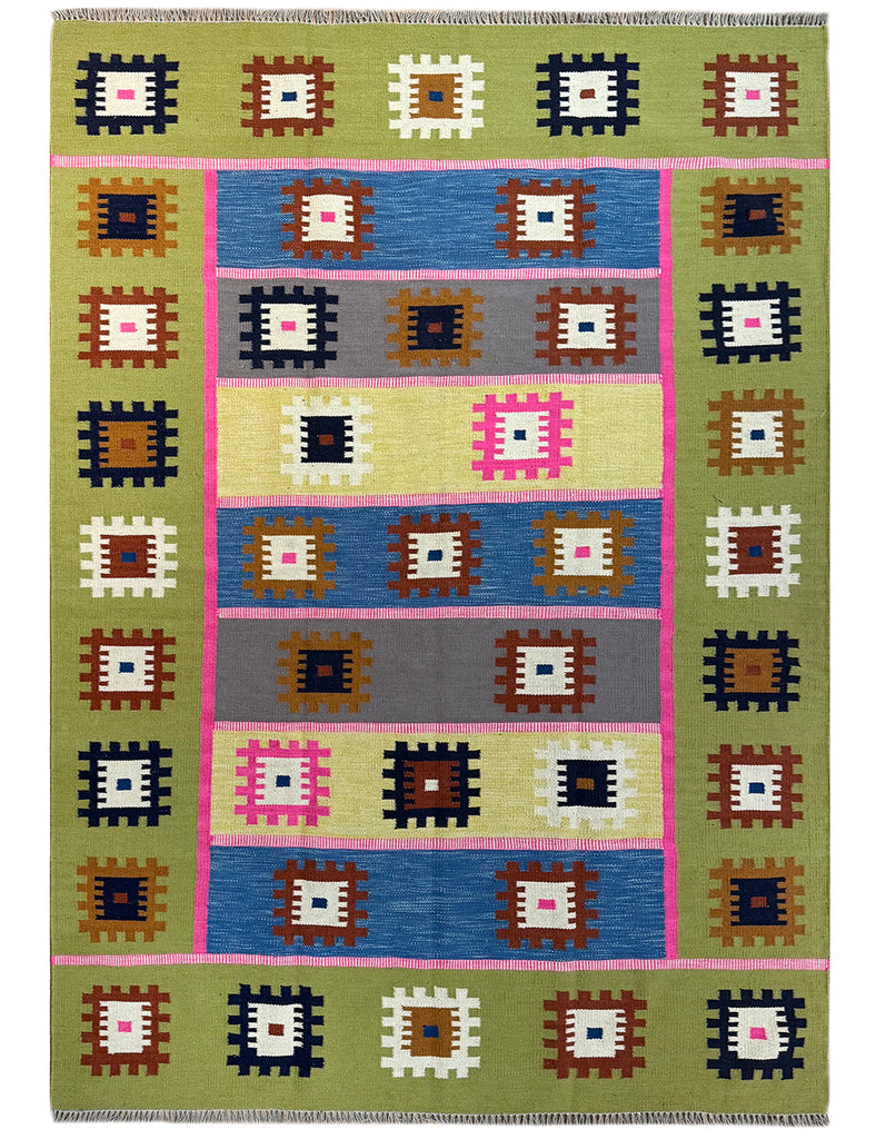 Scandinavian Kilim | 238cm x 163cm | Swedish Kilim Rugs | Emma Mellor