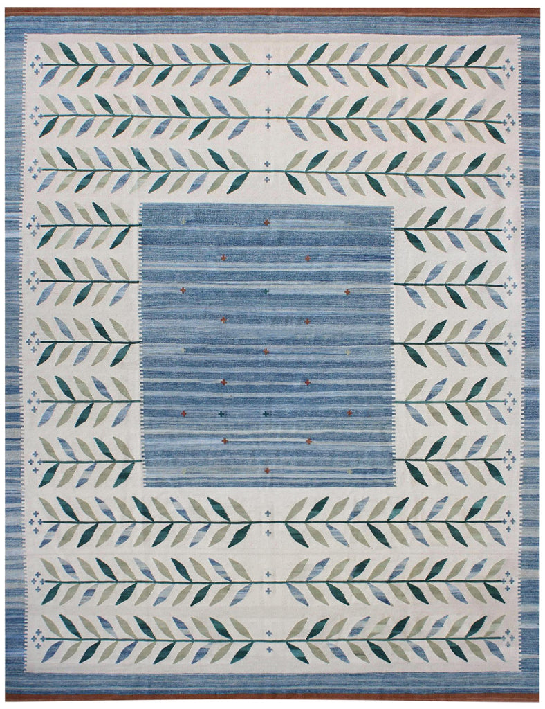 Scandinavian Kilim | 395cm x 305cm | Scandinavian Design | Emma Mellor