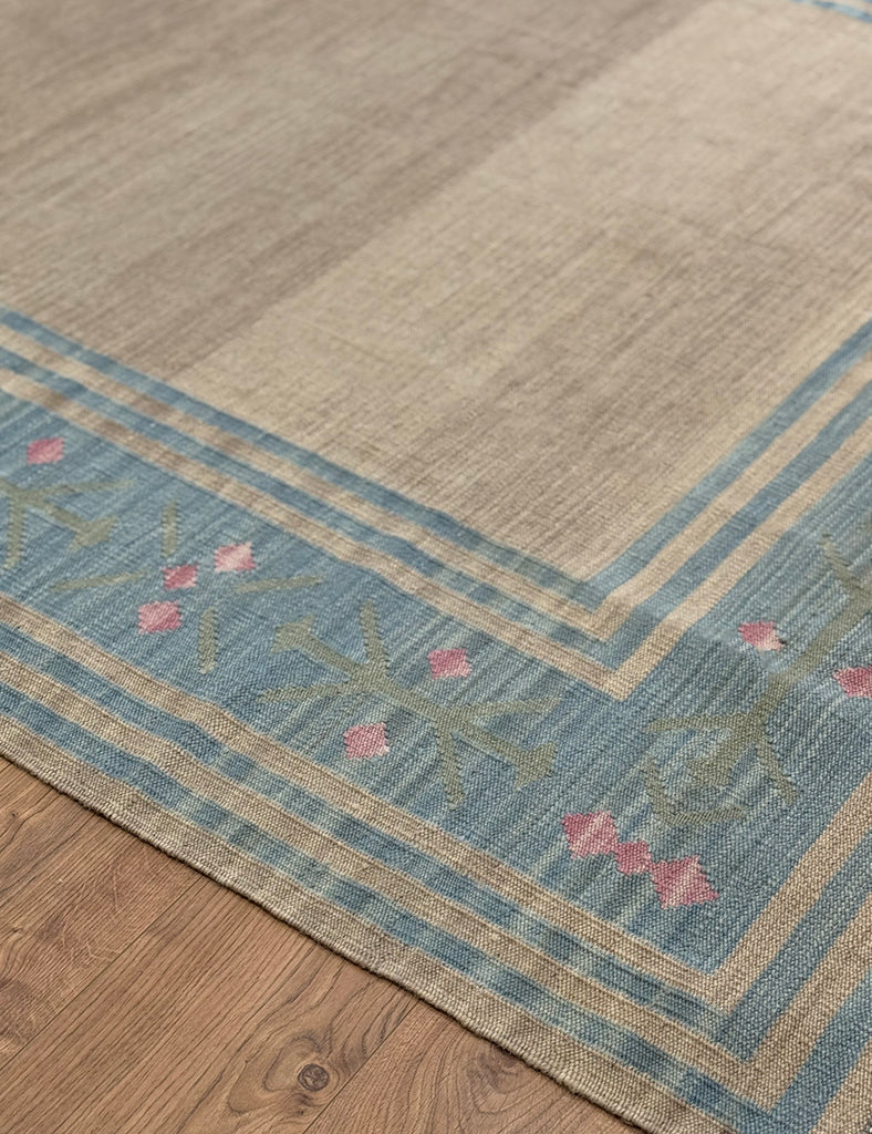 Gretel Kilim | 271cm x 189cm | Scandinavian Kilim | Emma Mellor Rugs