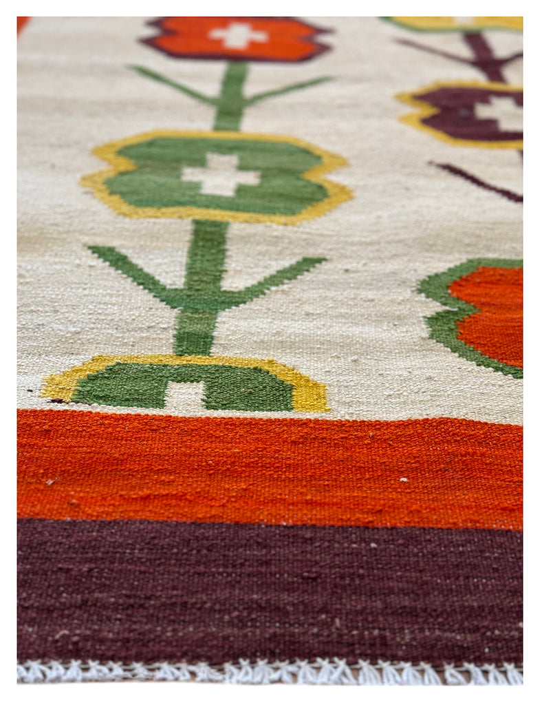 Scandinavian Kilim | 240cm x 174cm | Swedish Kilim Rugs | Emma Mellor