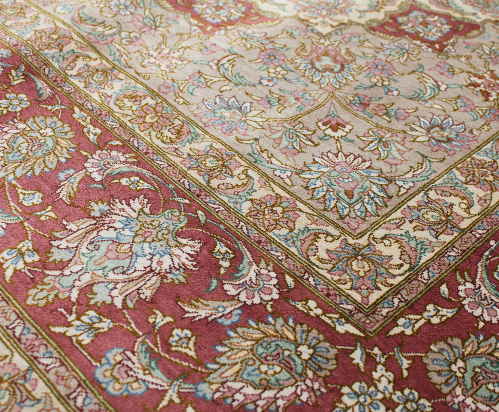 Fine Persian Silk Qum - 300cm x 198cm (9'10 x 6'6) - Silk Rugs - HANDMADE RUG COMPANY