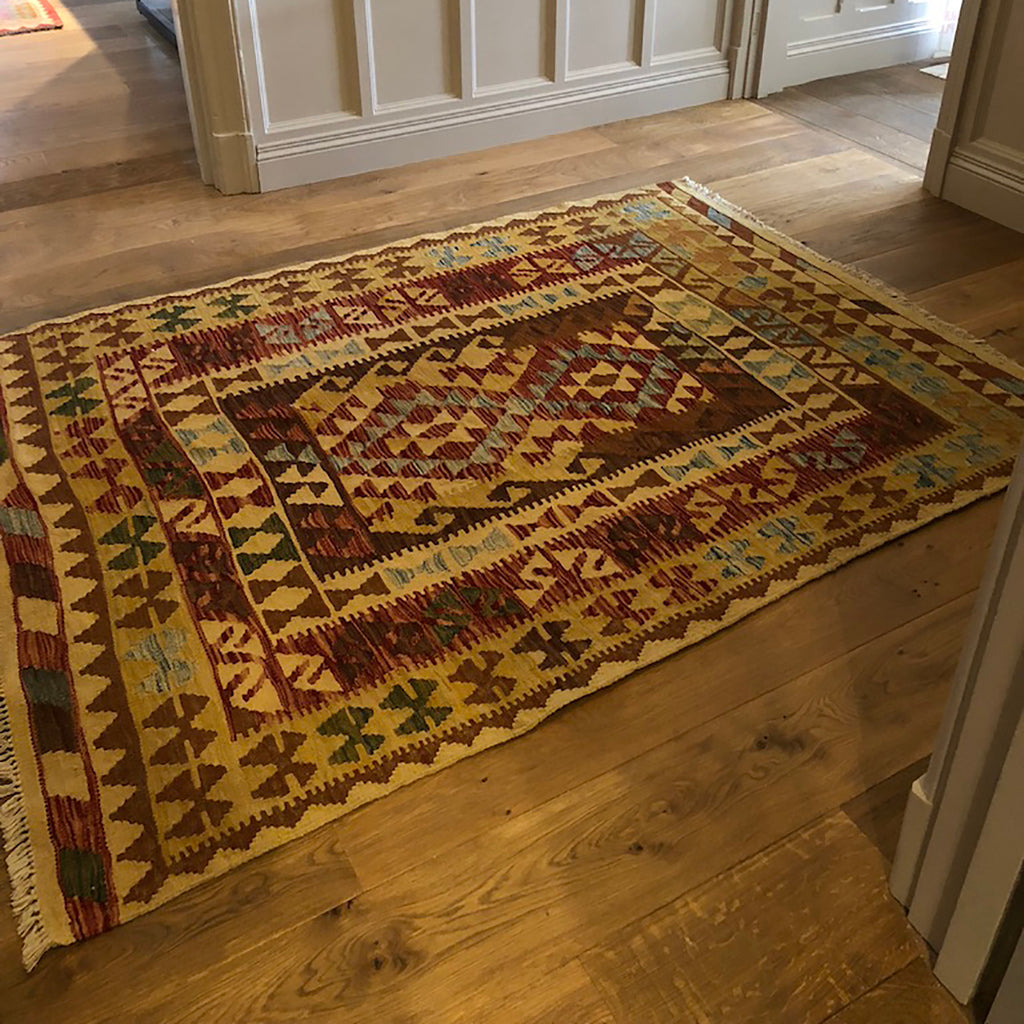 RECENT PROJECTS - ROOTS RESTAURANT - EMMA MELLOR HANDMADE RUGS