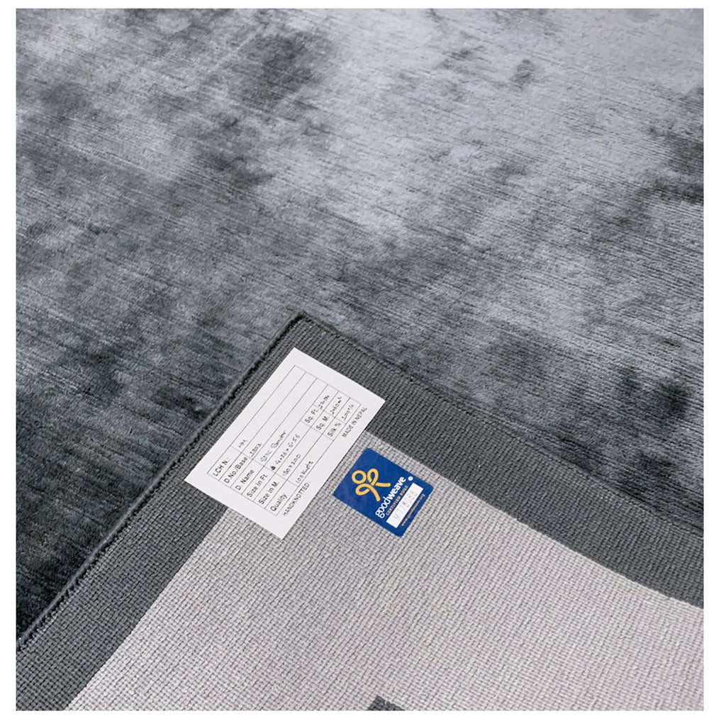 SILK BORDER RUG BY EMMA MELLOR - HANDMADE RUGS AND KILIMS