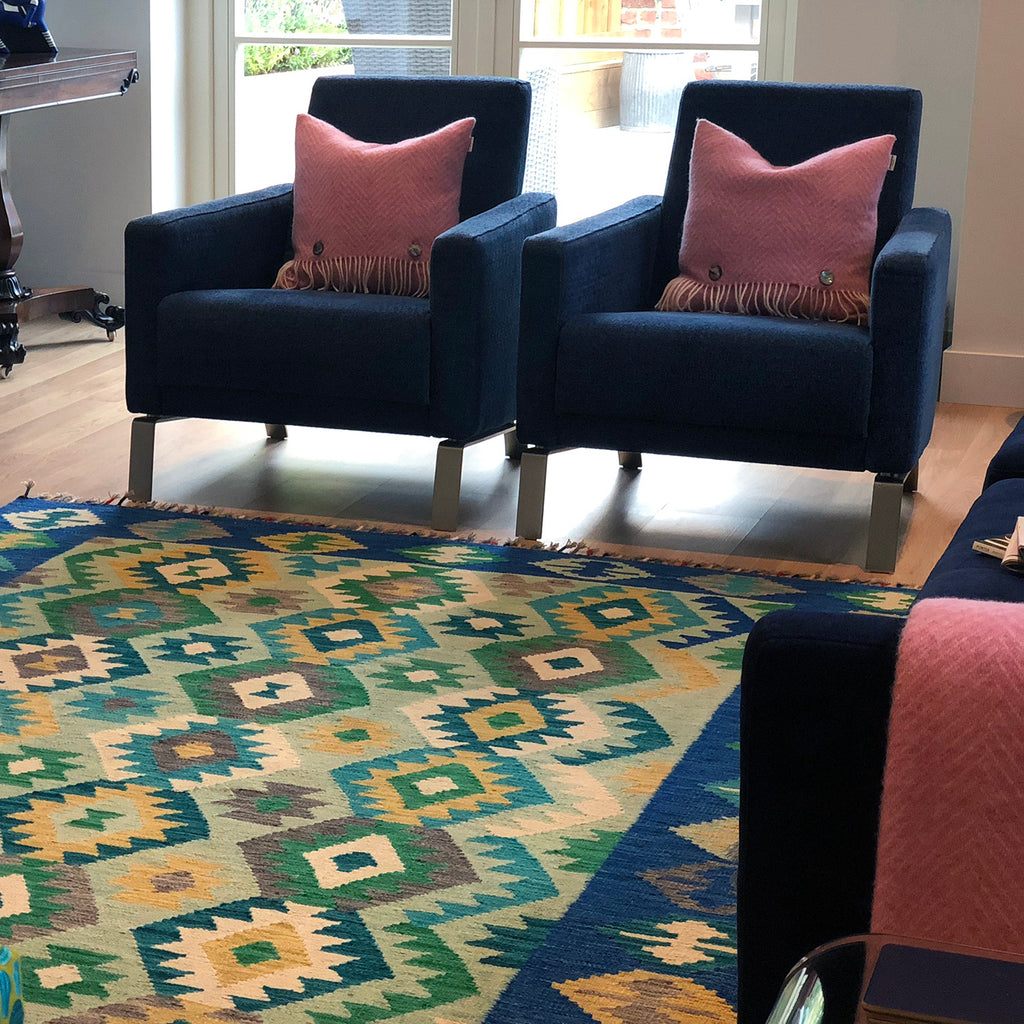 Aryana Kilim Rug by THE HANDMADE RUG COMPANY