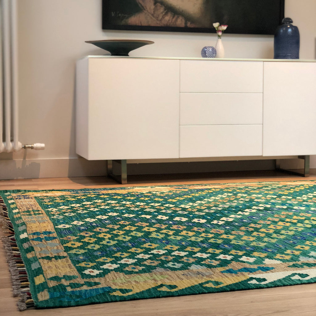 Aryana Kilim Rug by THE HANDMADE RUG COMPANY