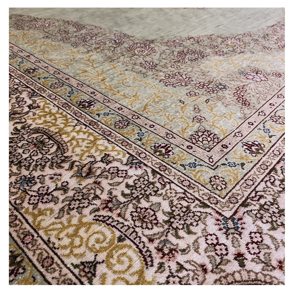 SILK HEREKE - 244cm x 153cm (8' x 5') - SILK RUGS - HANDMADE RUG COMPANY
