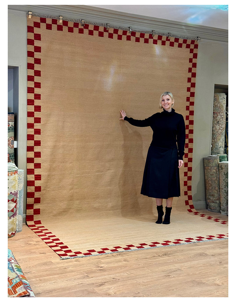 Chequerboarder Kilim | 398cm x 262cm | Scandinavian  | Emma Mellor