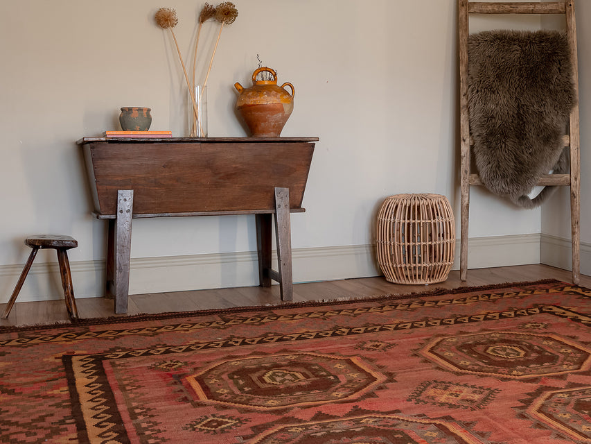 Emma Mellor Handmade Rugs / Antique Kilim