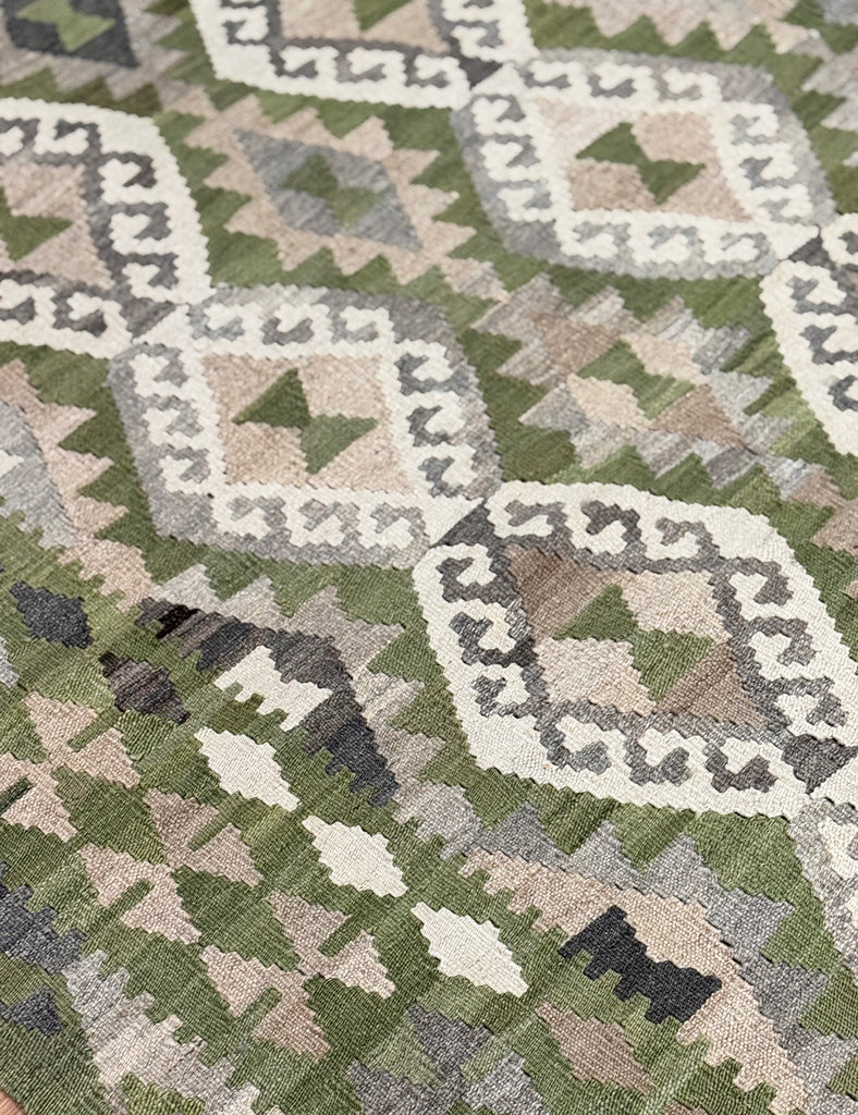 Kilim Rug | 291cm x 211cm | Chalk Kilim Rug | Emma Mellor Rugs London