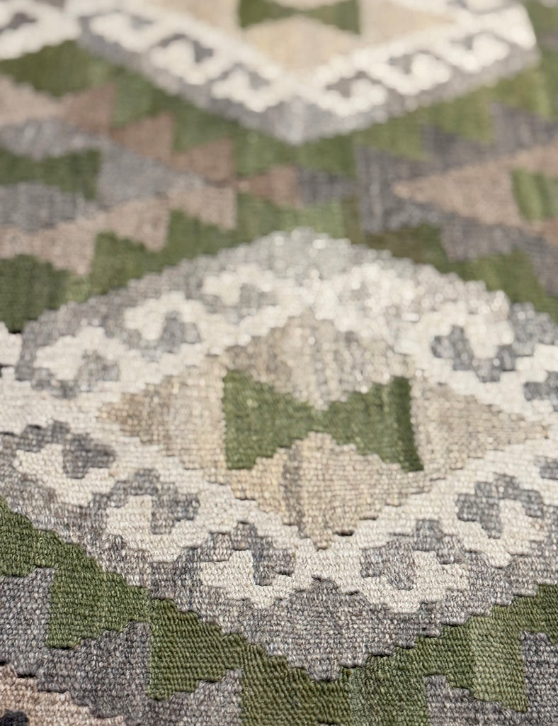 Kilim Rug | 291cm x 211cm | Chalk Kilim Rug | Emma Mellor Rugs London