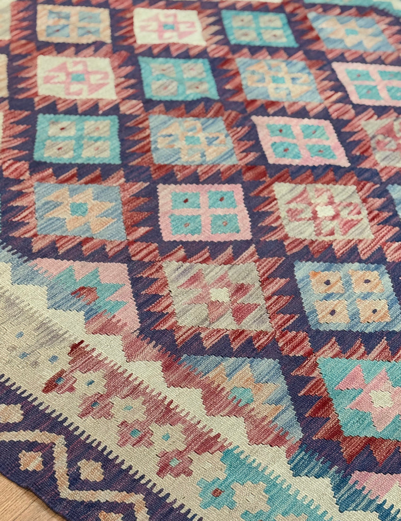 Kilim Rug | 241cm x 181cm | Chalk Kilim Rug | Emma Mellor Rugs London