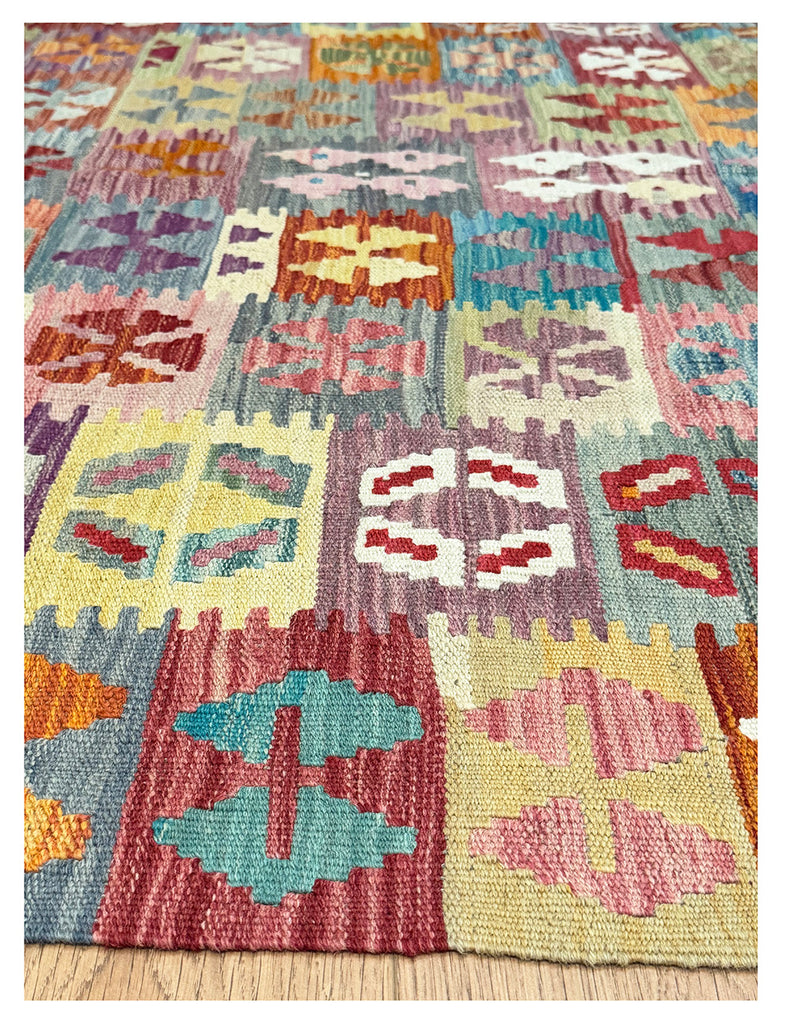 Kilim Rug | 199cm x 151cm | Chalk Kilim Rug | Emma Mellor Rugs London