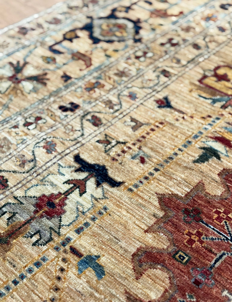 Biscuit Gendje Rug | 305cm x 200cm | Rugs | Emma Mellor Rugs