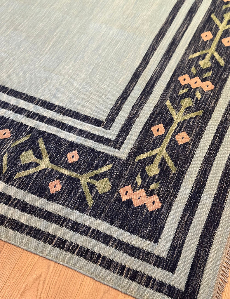 Scandinavian Kilim | 385cm x 262cm | Scandinavian Design | Emma Mellor