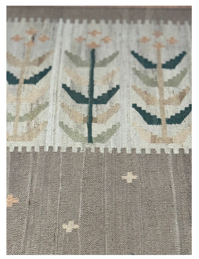 Scandinavian Kilim | 344cm x 245cm | Scandinavian Design | Emma Mellor