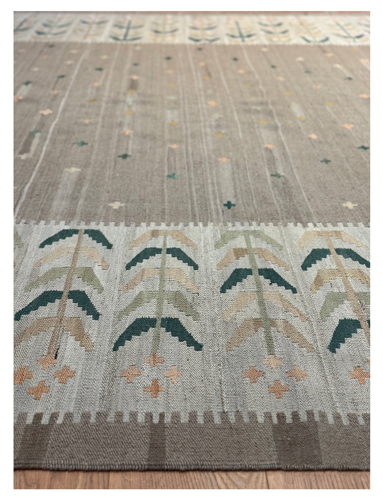 Scandinavian Kilim | 344cm x 245cm | Scandinavian Design | Emma Mellor
