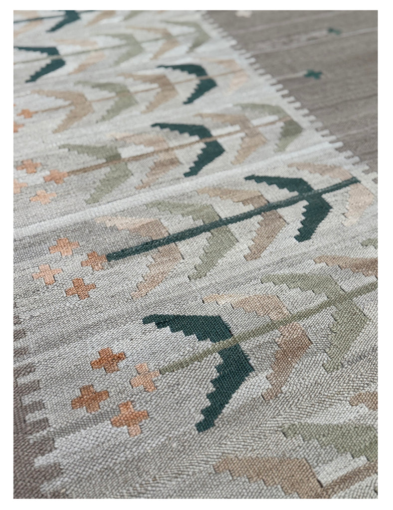 Scandinavian Kilim | 344cm x 245cm | Scandinavian Design | Emma Mellor