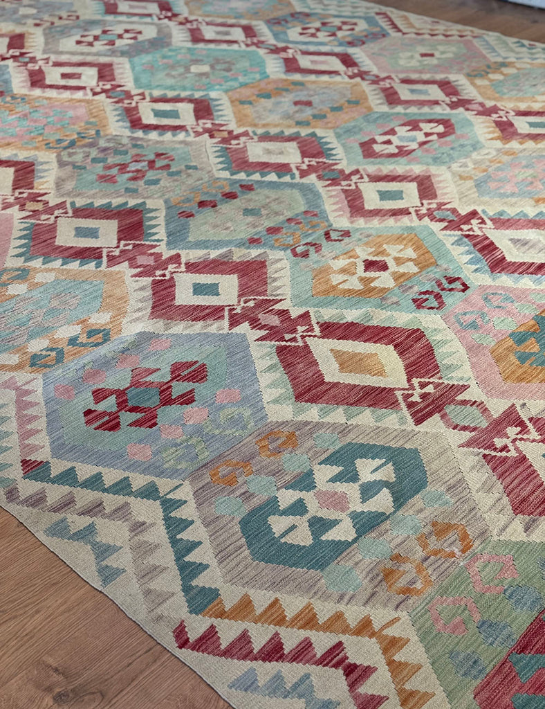 Chalk Kilim Rug | 398cm x 301cm | Kilims | Emma Mellor Handmade Rugs