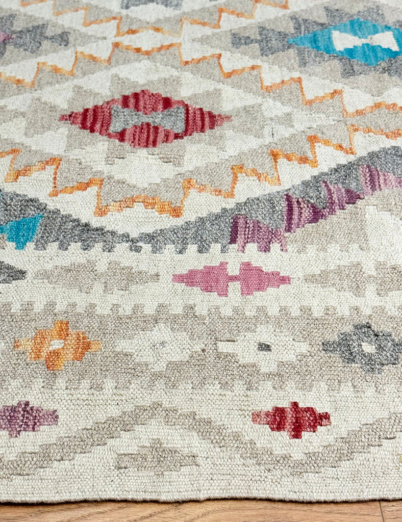 Kilim Rug | 230cm x 173cm | Chalk Kilim Rug | Emma Mellor Rugs London