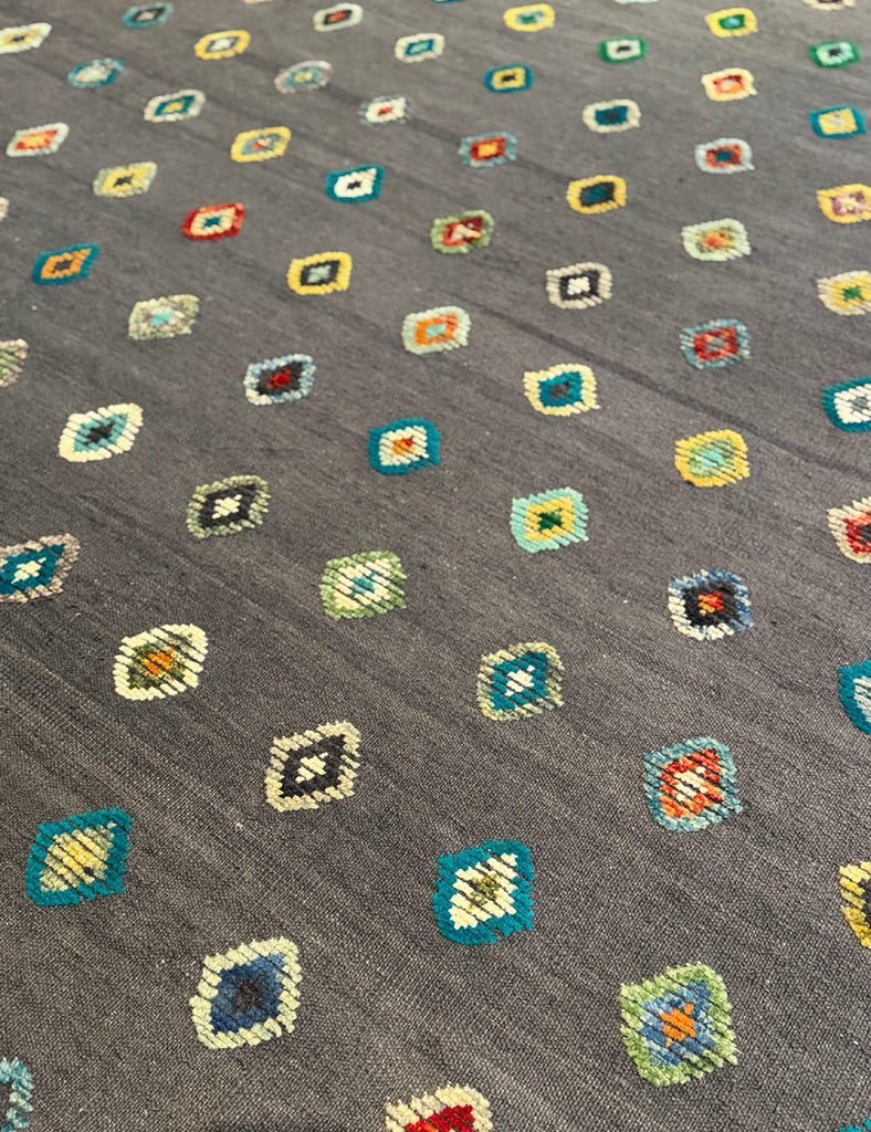 Lubilou Kilim Rug | 400cm x 308cm | Rugs and Kilims | Emma Mellor Rugs