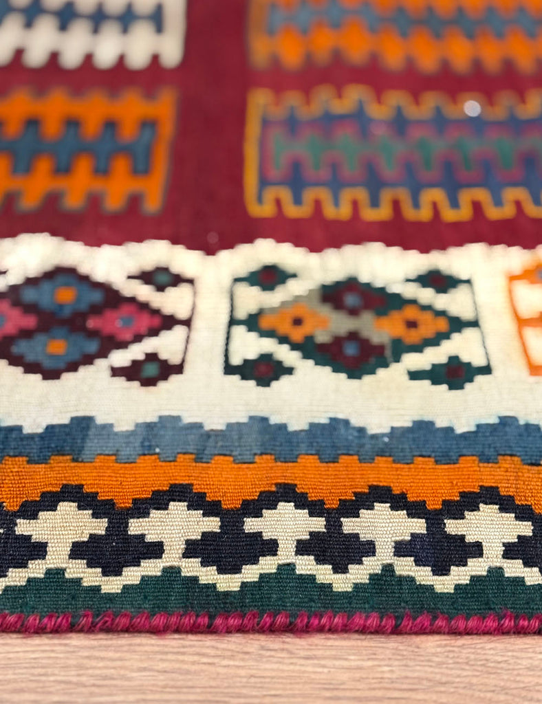 Old Qashqai Kilim Rug | 260cm x 148cm | Kilim Rugs  | Emma Mellor Rugs