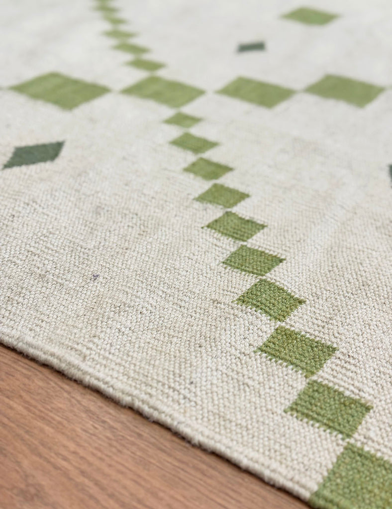 Scandinavian Kilim | 305cm x 245cm | Scandinavian Design | Emma Mellor