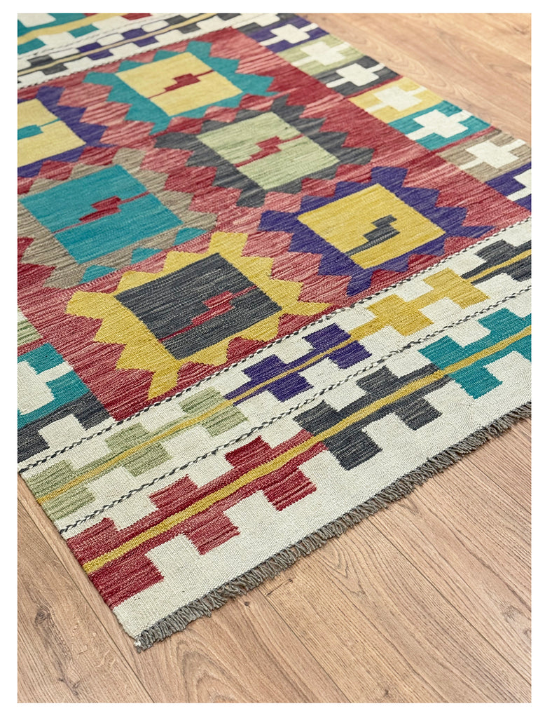 Scandinavian Kilim | 176cm x 122cm | Swedish Kilim Rugs | Emma Mellor