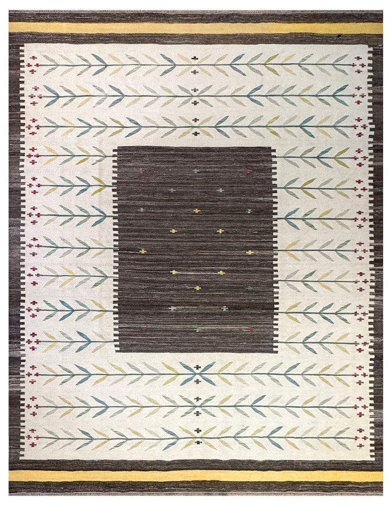 Scandinavian Kilim | 369cm x 287cm | Scandinavian Design | Emma Mellor
