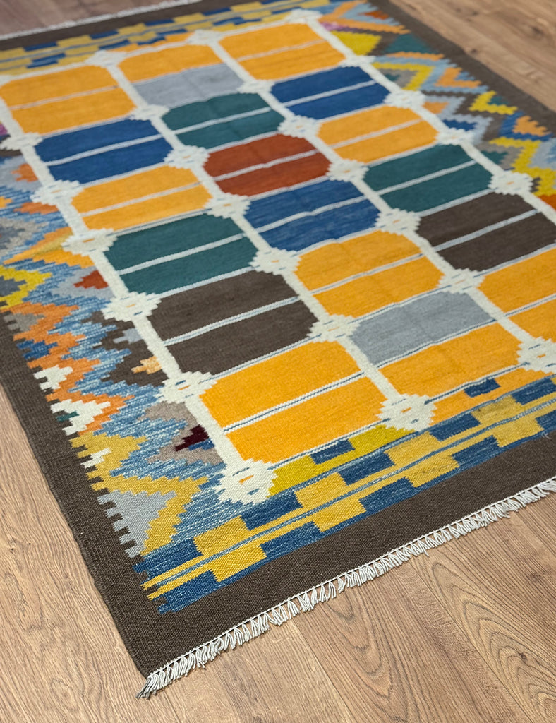 Scandinavian Kilim | 183cm x 140cm | Kilim Rugs | Emma Mellor Rugs