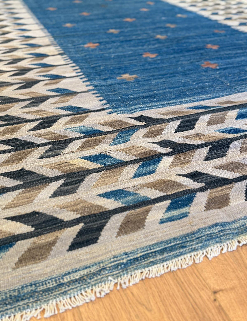 Scandinavian Kilim Rug | 305cm x 251cm |  Emma Mellor Handmade Rugs