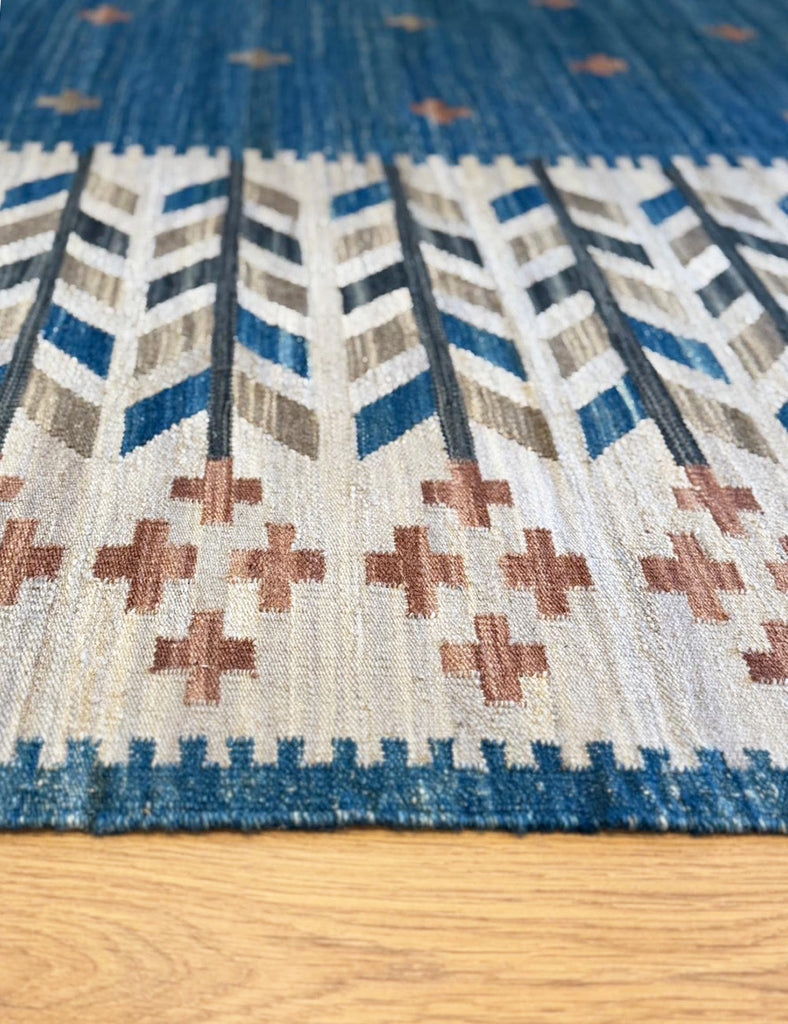 Scandinavian Kilim Rug | 305cm x 251cm |  Emma Mellor Handmade Rugs