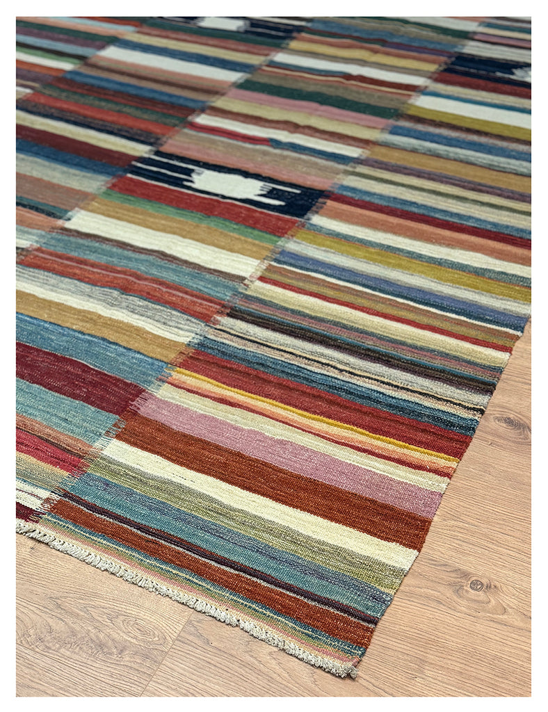 Scandinavian Design Ingaborg Kilim | 303cmcm x 213cm| Emma Mellor Rugs