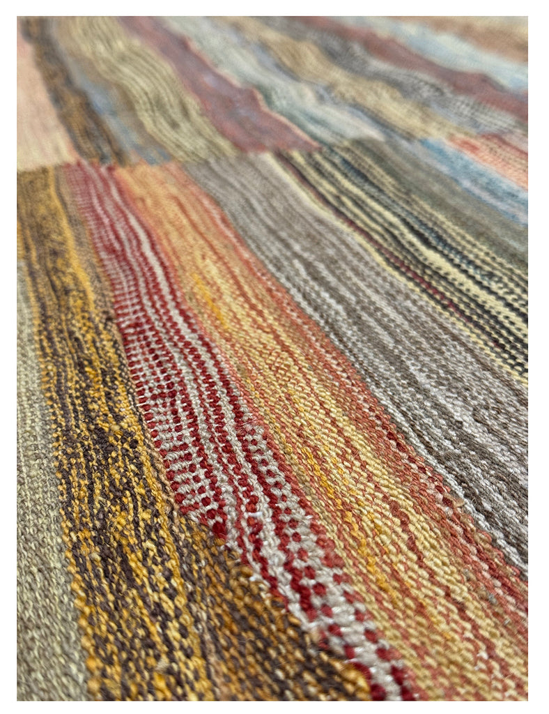 Scandinavian Design Ingaborg Kilim | 300cmcm x 201cm | Emma Mellor Rugs