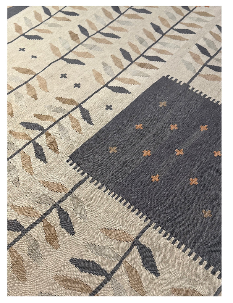 Scandinavian Kilim | 295cm x 197cm| Scandinavian Design | Emma Mellor
