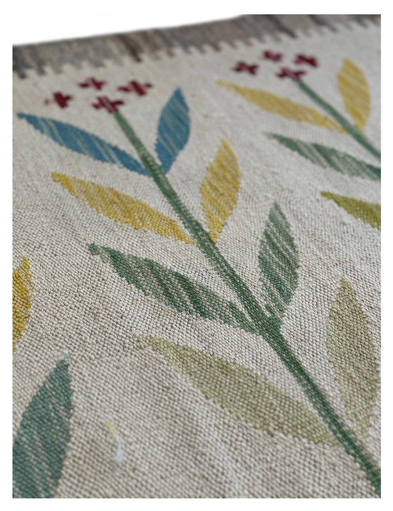 Scandinavian Kilim | 350cm x 256cm | Scandinavian Design | Emma Mellor