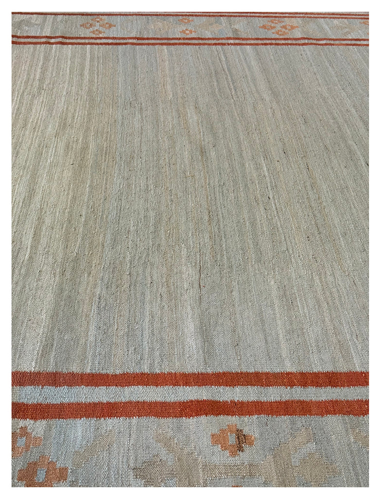 Scandinavian Kilim | 397cm x 230cm | Scandinavian Design | Emma Mellor