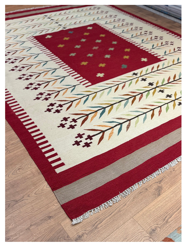 Scandinavian Kilim | 303cm x 245cm | Scandinavian Design | Emma Mellor