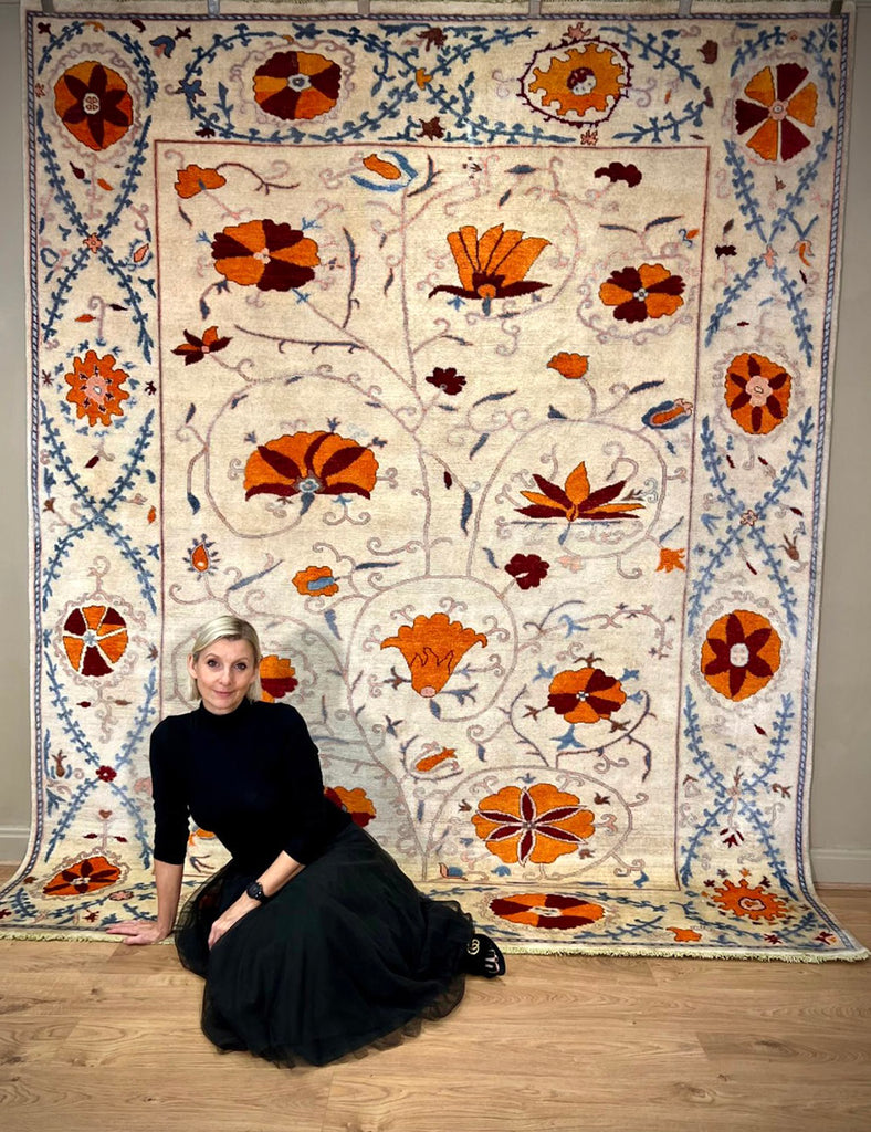 Suzani Rug |  307cm x 245cm | Suzani Rugs | Emma Mellor Handmade Rugs