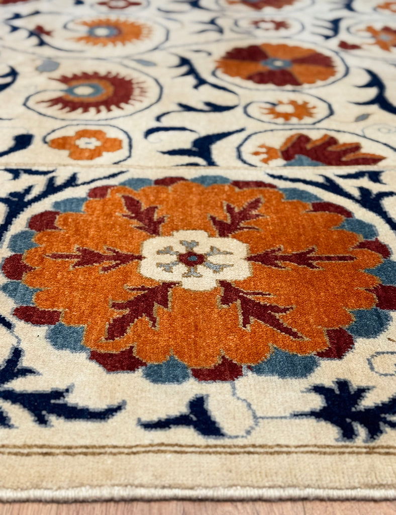 Suzani Rug |  400cm x 300cm | Suzani Rugs | Emma Mellor Handmade Rugs