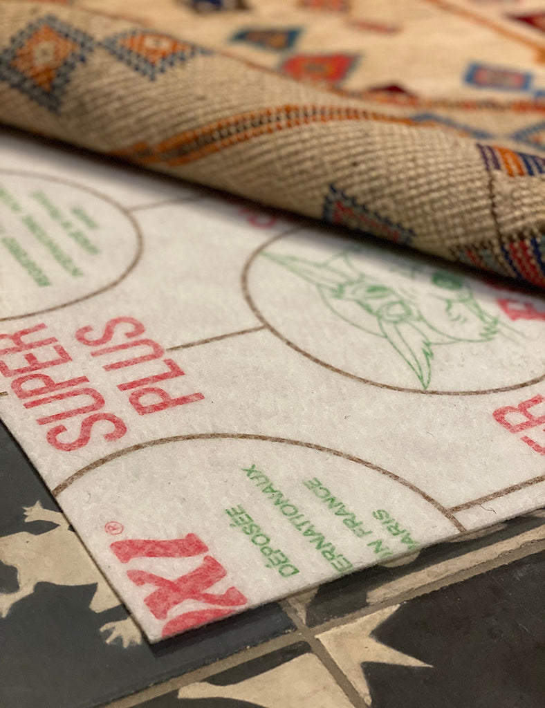 ANTI SLIP UNDERLAY FOR RUGS